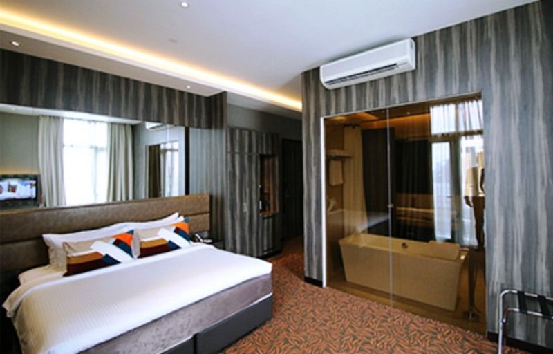 Aqueen Hotel Paya Lebar Singapore Ngoại thất bức ảnh