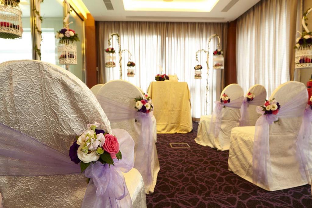 Aqueen Hotel Paya Lebar Singapore Ngoại thất bức ảnh